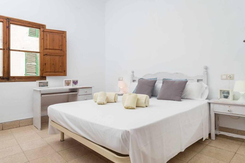 Appartement Plaza Maca, Adosado En El Centro De Campanet